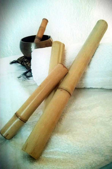 CAÑAS DE BAMBÚ Masaje con cañas en Algorta. Getxo