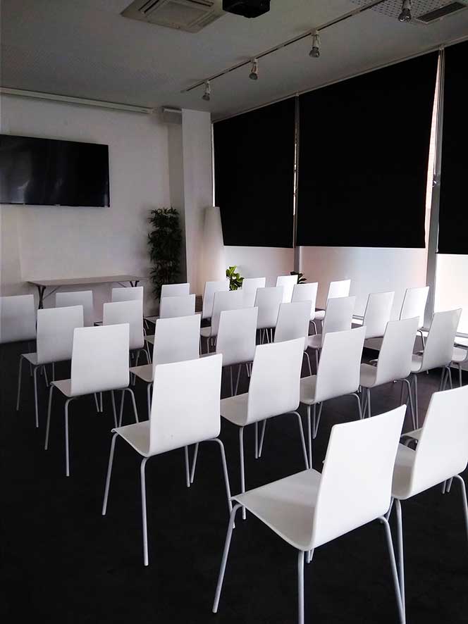COACHING Y GESTIÓN DEL TALENTO. Acciones de mejora en personas y organizaciones. Desarrollo de habilidades y fortalezas Espacio Arbat